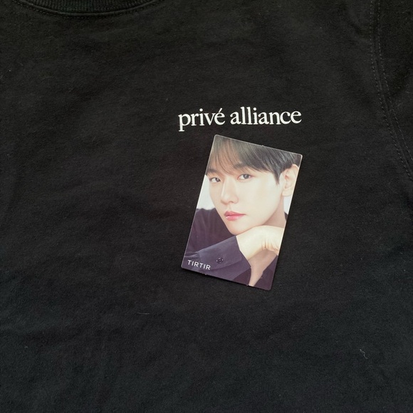 Prive Alliance Black T Shirt Womens size Medium - Picture 6 of 6